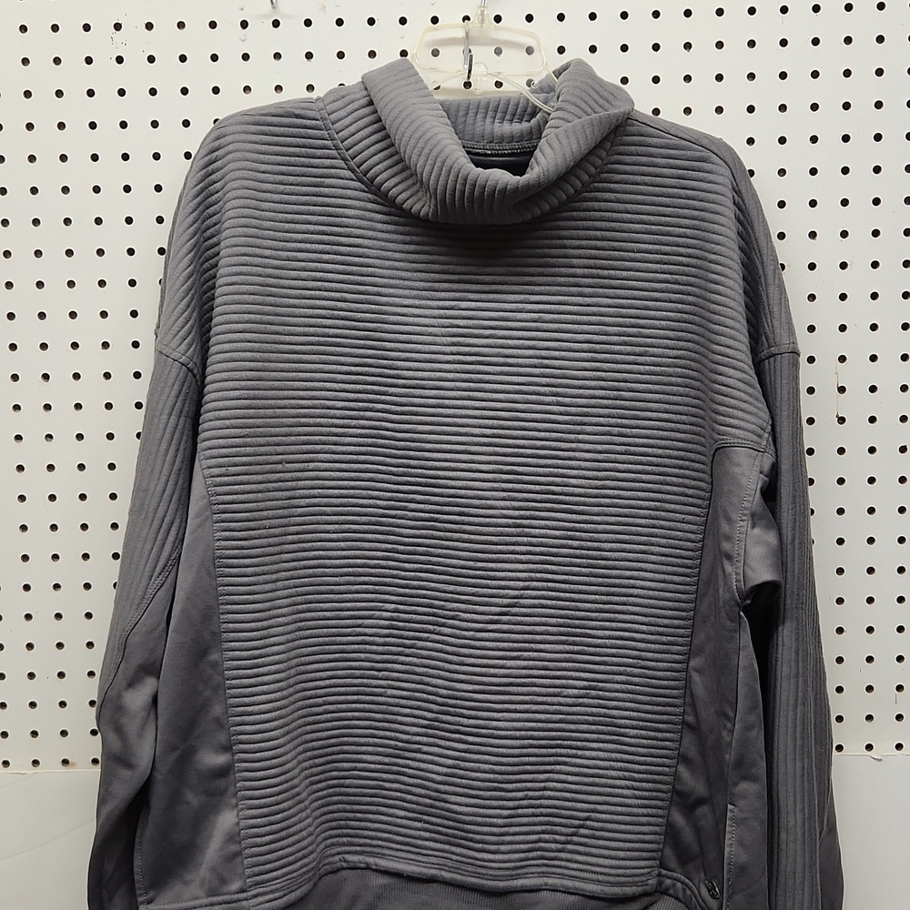 Tahari sport women's size 1x shirt